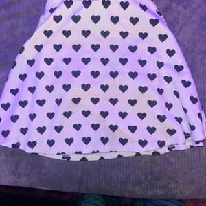 Women’s Skirt Black Heart Pattern Size 6